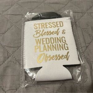 Wedding can cover